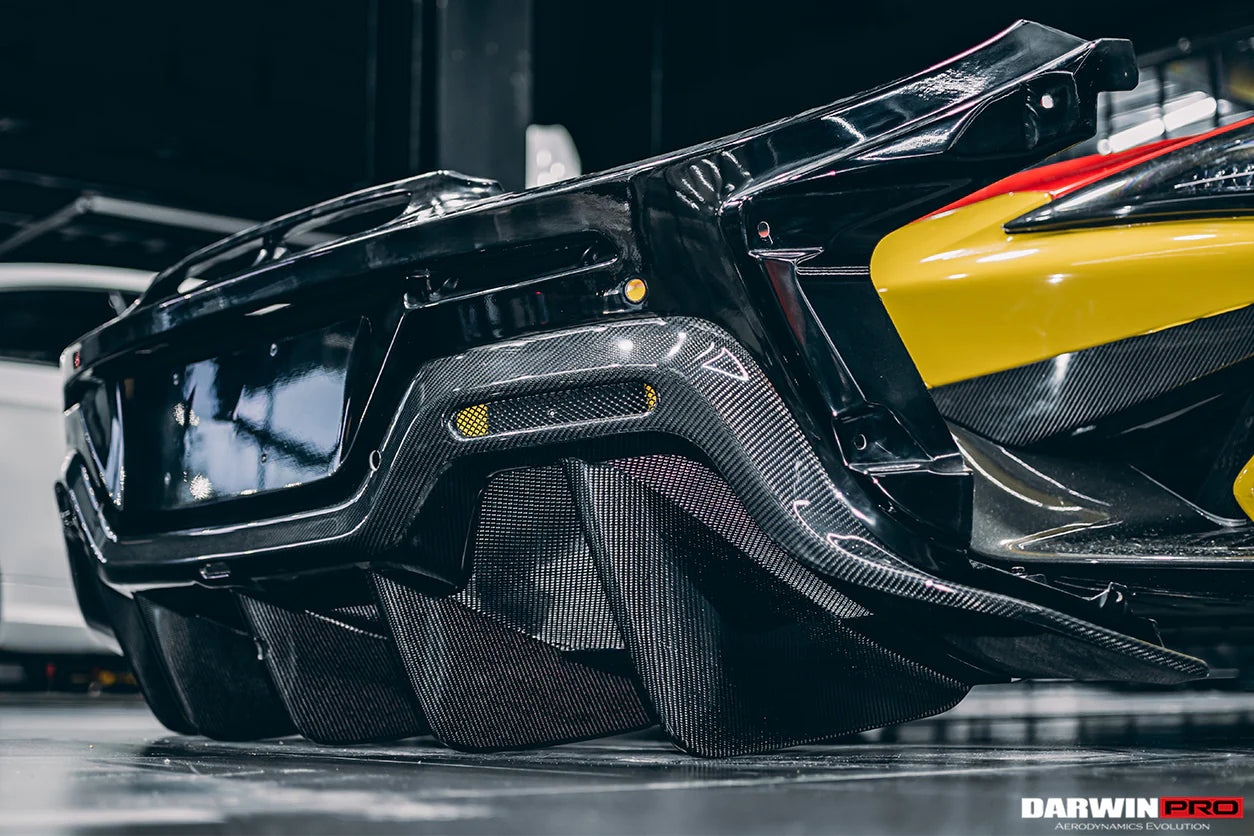 CONVERSION UPGRADE FACELIFT OLD TO NEW BODY KIT for MCLAREN 540C 570S 2015 - 2020 to 600LT 2018 - 2021
Set includes:

Rear Bumper Side Canards
Trunk Spoiler with LED Light
Engine Trunk
Rear Bumper
Rear Diffuser
Exhaust
Material: Carbon (Can be made in Forged Carbon)

NOTE: Professional installation is required.