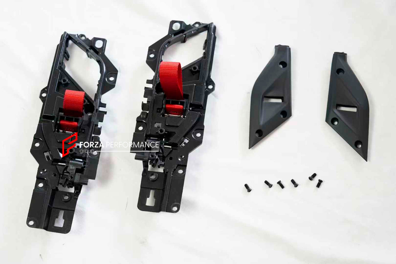 INTERIOR DOOR HANDLE for PORSCHE 911 992 2018+ GT3RS STYLE
Set includes:
Door Handle
Material: Plastic
NOTE: Professional installation is required.
CONTACT US FOR PRICING