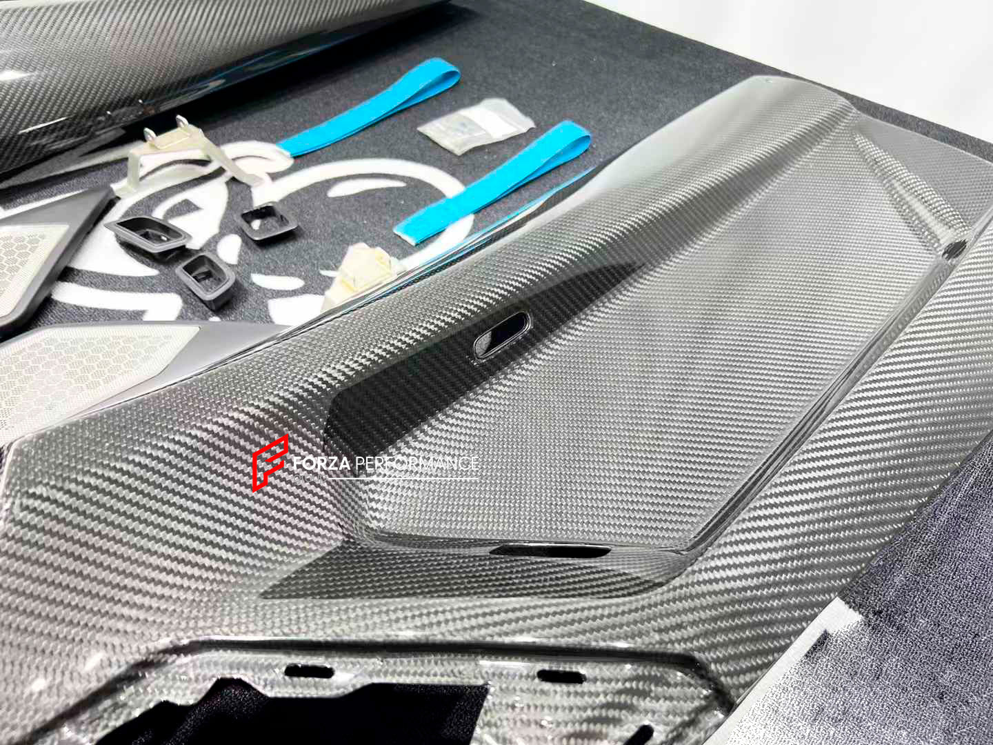 CARBON DOOR PANEL SVJ FOR LAMBORGHINI AVENTADOR LP 700 2011-2016