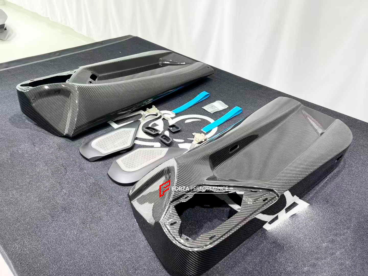 CARBON DOOR PANEL SVJ FOR LAMBORGHINI AVENTADOR LP 700 2011-2016