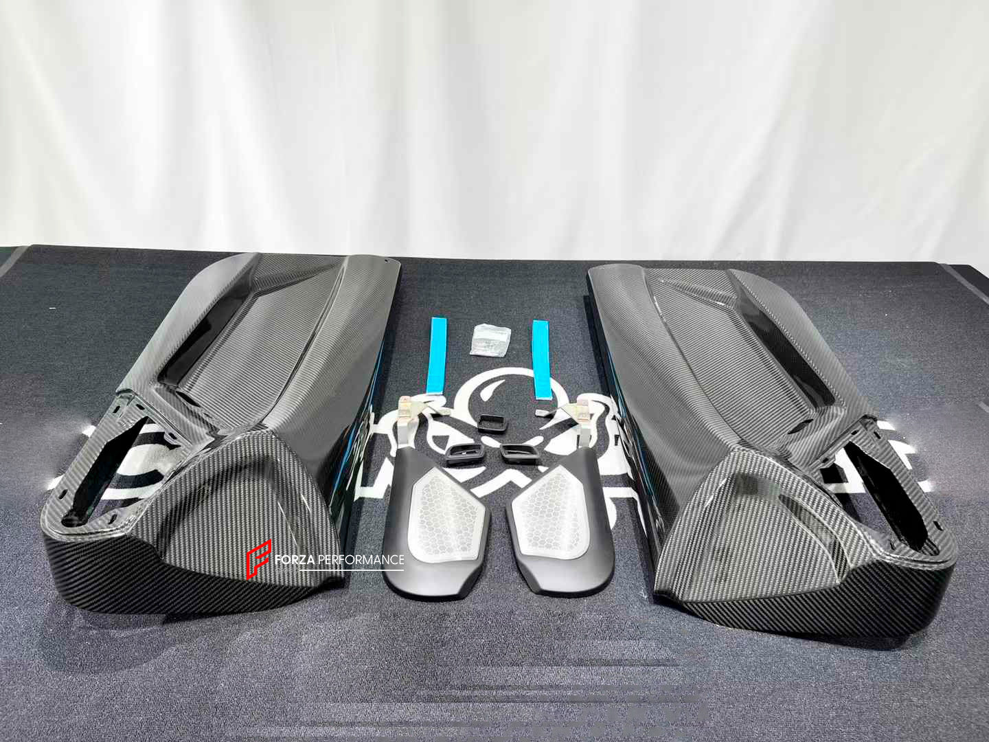 CARBON DOOR PANEL SVJ FOR LAMBORGHINI AVENTADOR LP 700 2011-2016