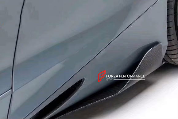 DRY CARBON AERO SIDE BLADES for MCLAREN 720S 2017 - 2023

Set includes:

Aero Side Blades

Material: Carbon Fiber

Note: Professional installation is required

