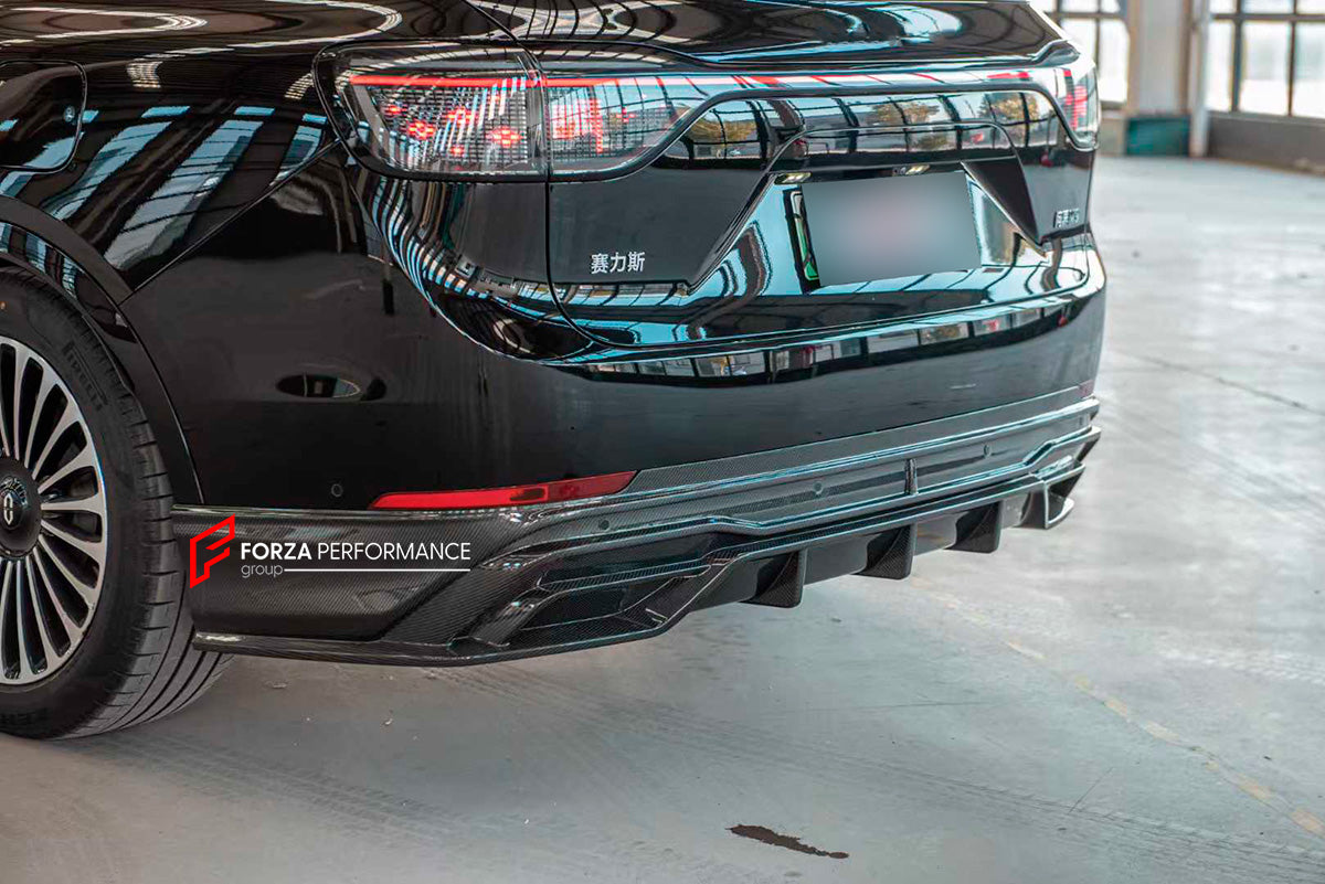 DRY CARBON BODY KIT for AITO M9 2023+

Set includes:

Front Lip

Side Skirts
Roof Spoiler
Rear Diffuser

Material: Dry Carbon

Note: Professional installation is required