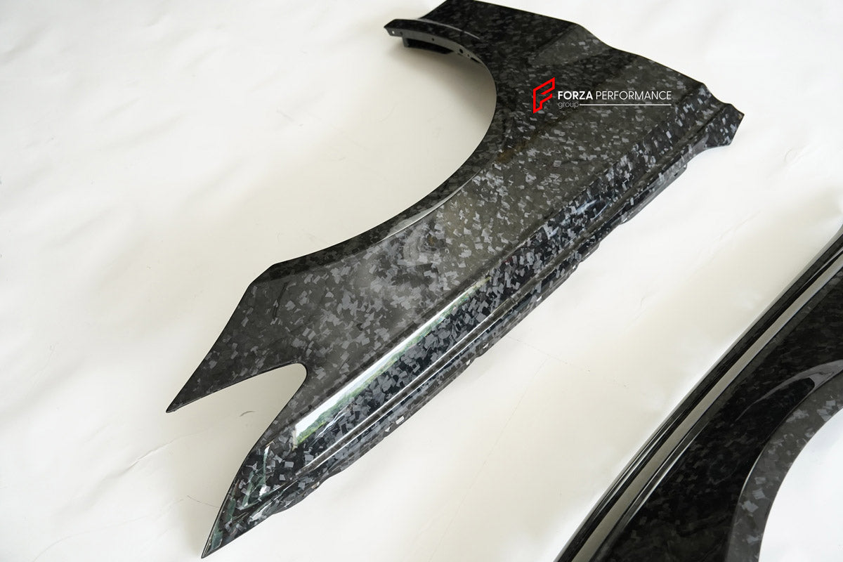 DRY CARBON BODY KIT for AUDI RS6 AVANT C8 GT 2024+ FORZA PERFORMANCE custom fit GT Style

Set includes:
Front Lip
Front Bumper Assembly
Front Fenders
Roof Spoiler
Rear Bumper Assembly
Rear Diffuser

Material: Dry Carbon, Plastic

NOTE: Professional installation is required.