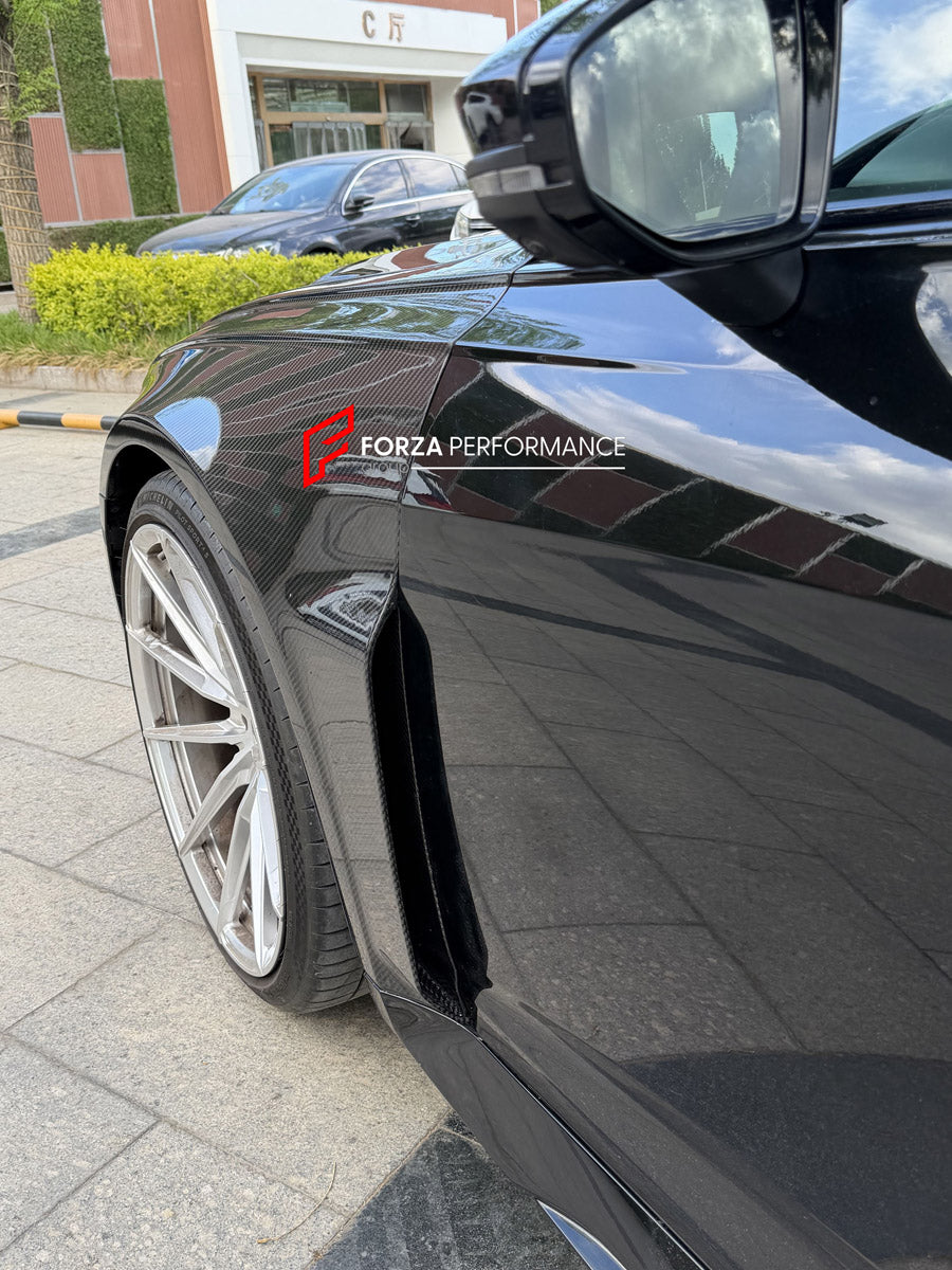 DRY CARBON BODY KIT for AUDI RS6 AVANT C8 GT 2024+ FORZA PERFORMANCE custom fit GT Style

Set includes:
Front Lip
Front Bumper Assembly
Front Fenders
Roof Spoiler
Rear Bumper Assembly
Rear Diffuser

Material: Dry Carbon, Plastic

NOTE: Professional installation is required.