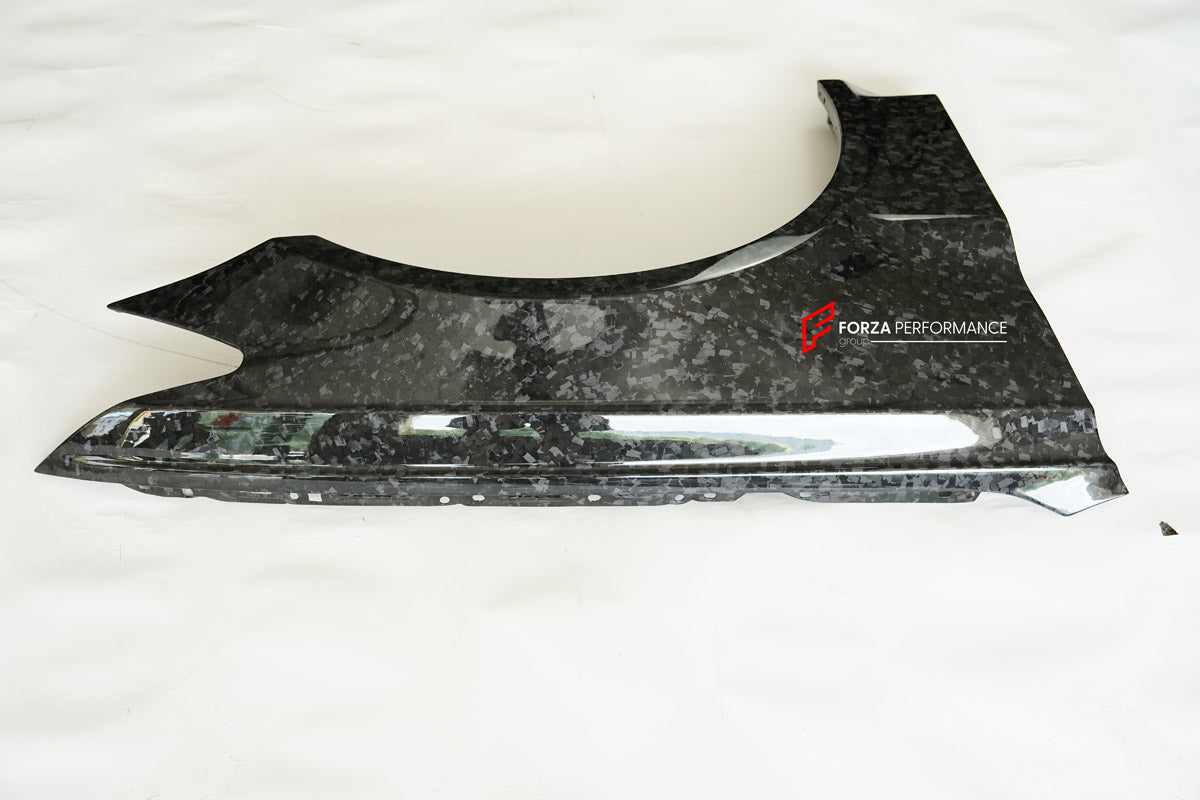 DRY CARBON BODY KIT for AUDI RS6 AVANT C8 GT 2024+ FORZA PERFORMANCE custom fit GT Style

Set includes:
Front Lip
Front Bumper Assembly
Front Fenders
Roof Spoiler
Rear Bumper Assembly
Rear Diffuser

Material: Dry Carbon, Plastic

NOTE: Professional installation is required.