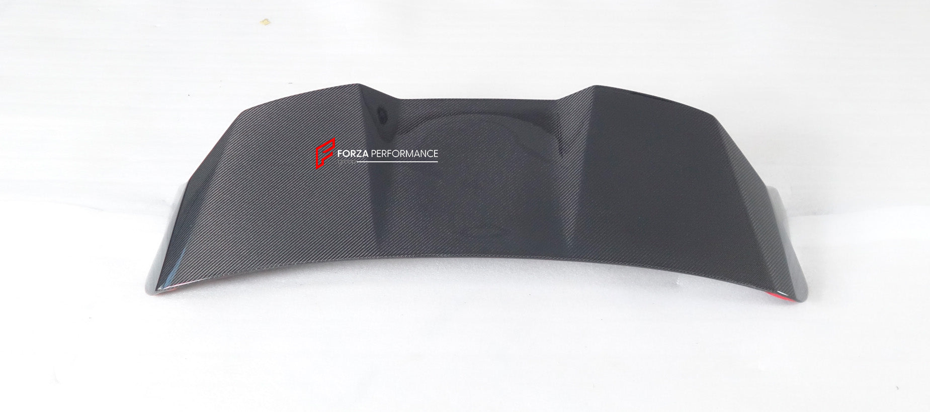 DRY CARBON BODY KIT for AUDI RS6 C8 FACELIFT 2024+

Set includes:

Hood
Front Bumper
Front Lip
Side Skirts
Rear Spoiler
Roof Spoiler

Rear Diffuser

Material: Carbon

NOTE: Professional installation is required