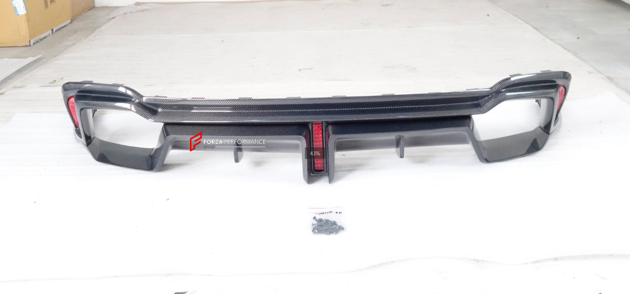 DRY CARBON BODY KIT for AUDI RS6 C8 FACELIFT 2024+

Set includes:

Hood
Front Bumper
Front Lip
Side Skirts
Rear Spoiler
Roof Spoiler

Rear Diffuser

Material: Carbon

NOTE: Professional installation is required
