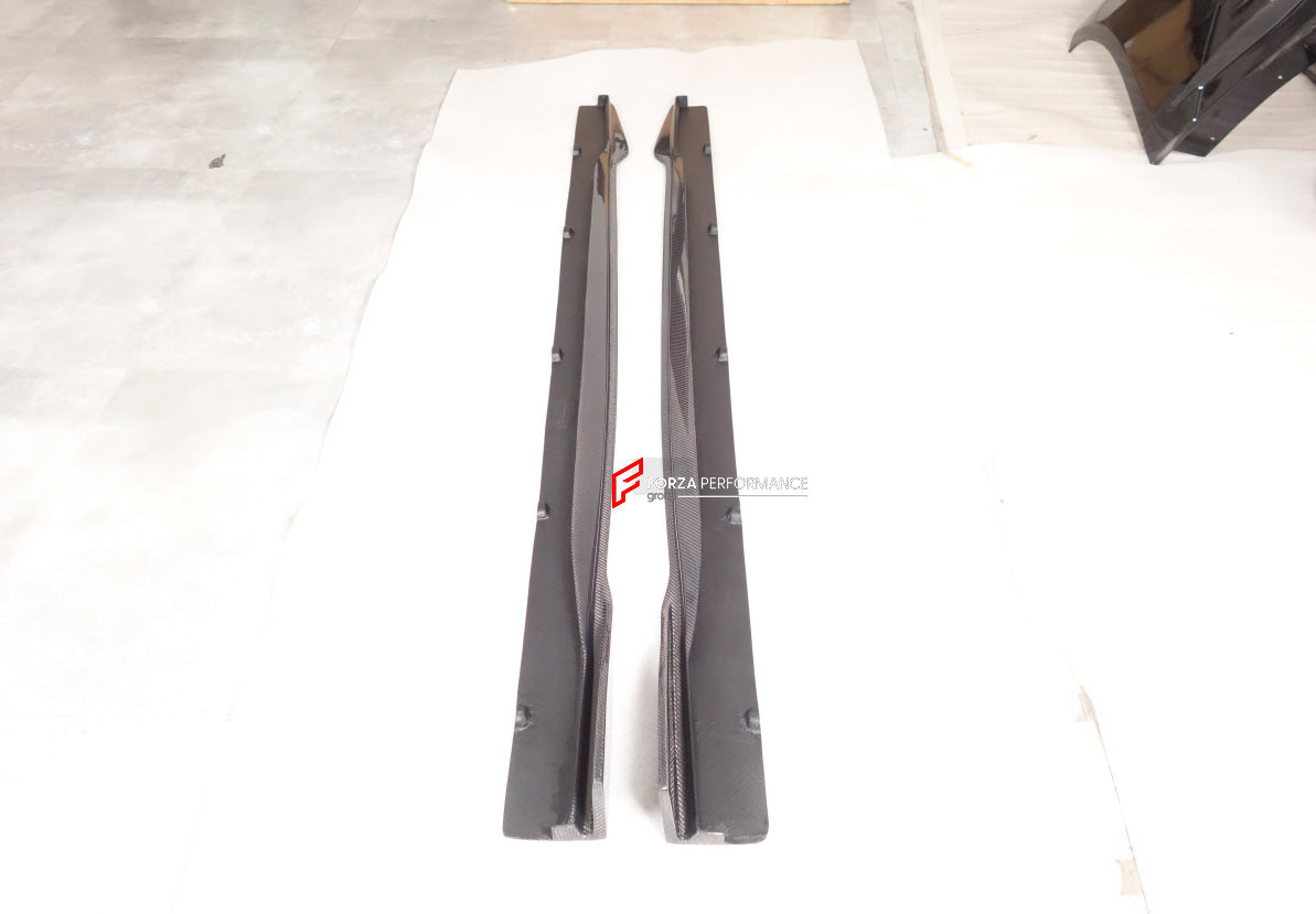 DRY CARBON BODY KIT for AUDI RS6 C8 FACELIFT 2024+

Set includes:

Hood
Front Bumper
Front Lip
Side Skirts
Rear Spoiler
Roof Spoiler

Rear Diffuser

Material: Carbon

NOTE: Professional installation is required