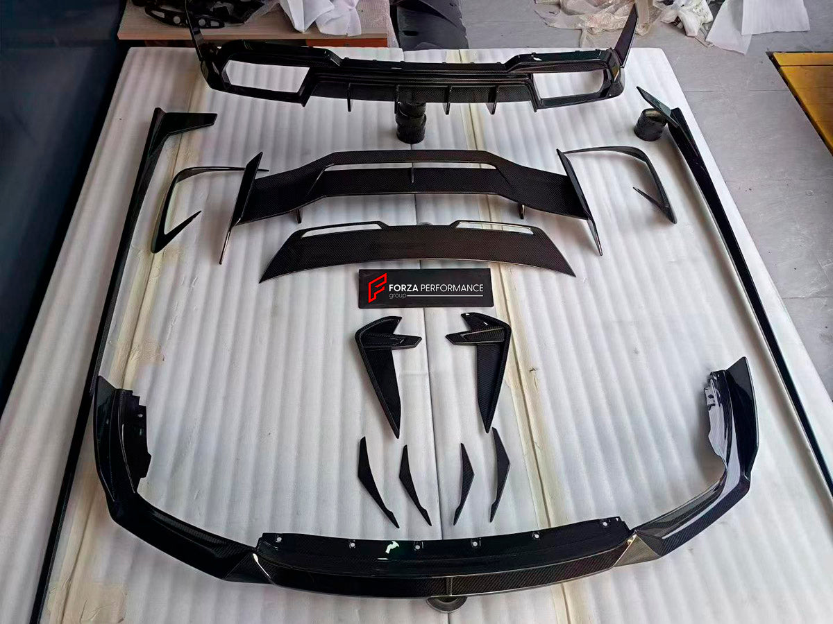 DRY CARBON BODY KIT for BMW M8 F91 F92 F93 2019+ FORZA PERFORMANCE custom fit Aulena
Set includes:

Front Lip
Front Bumper Air Vents
Front Bumper Canards
Side Skirts
Ducktail Spoiler
Rear Spoiler Wing
Rear Bumper Canards
Rear Diffuser
Material: Dry Carbon

NOTE: Professional installation is required.