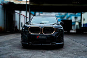 BODY KIT for BMW XM G09 2023+
Set includes:

Front Lip
Mesh Trims
Grille Trims
Hood Bonnet
Side Skirts
Fender Flares
Roof Spoiler
Rear Diffuser
Material: Dry Carbon

NOTE: Professional installation is required.