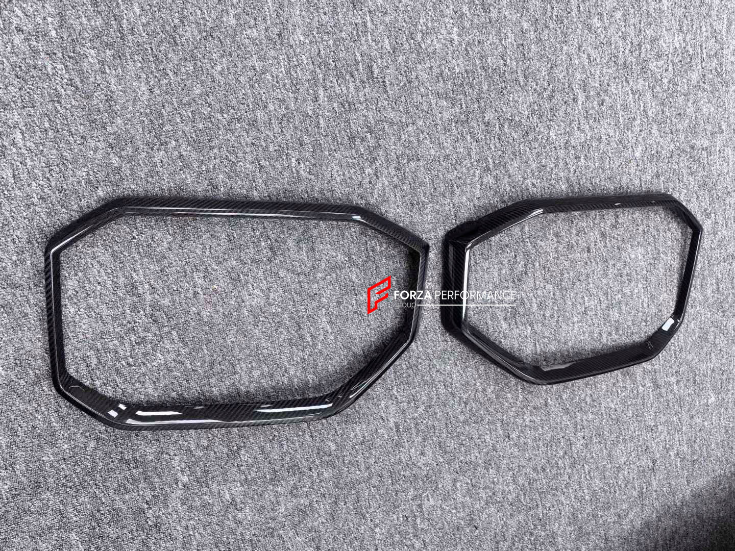 DRY CARBON BODY KIT for BMW XM G09 2023+

Set includes:

Mesh Frame Trim
Fog Light Trim
Front Grille Trim
Hood / Bonnet

Material: Carbon Fiber

Note: Professional installation is required.