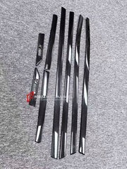 DRY CARBON BODY KIT for BMW XM G09 2023+

Set includes:

Mesh Frame Trim
Fog Light Trim
Front Grille Trim
Hood / Bonnet

Material: Carbon Fiber

Note: Professional installation is required.