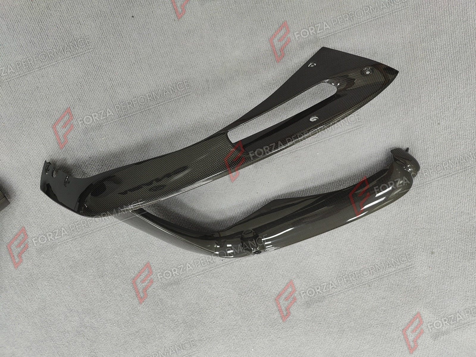 DRY CARBON BODY KIT for FERRARI 12CILINDRI 2024+ Forza Performance custom fit buy gloss carbon aero style design