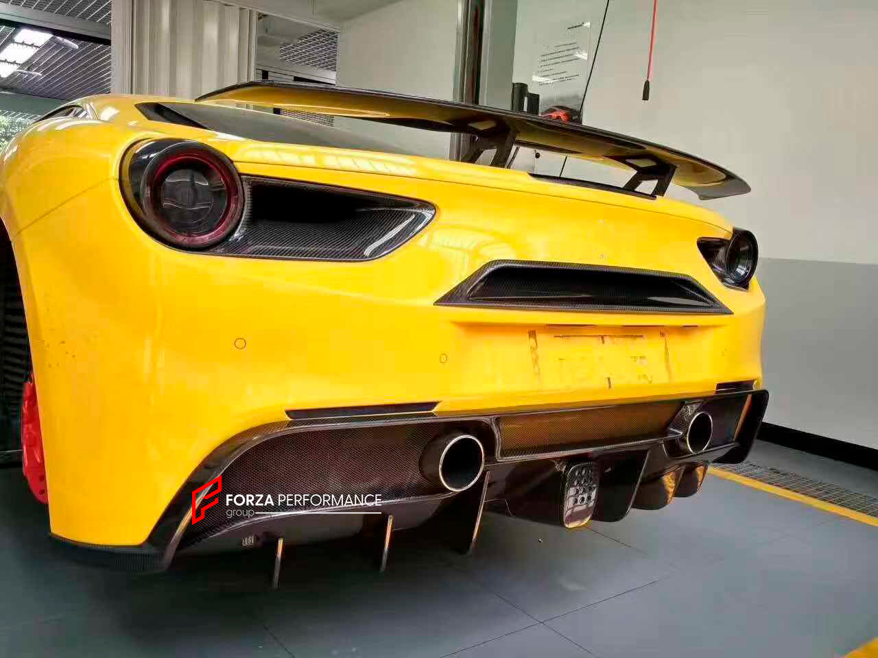 NOVITEC DRY CARBON BODY KIT FOR FERRARI 488 GTB 2015-2019