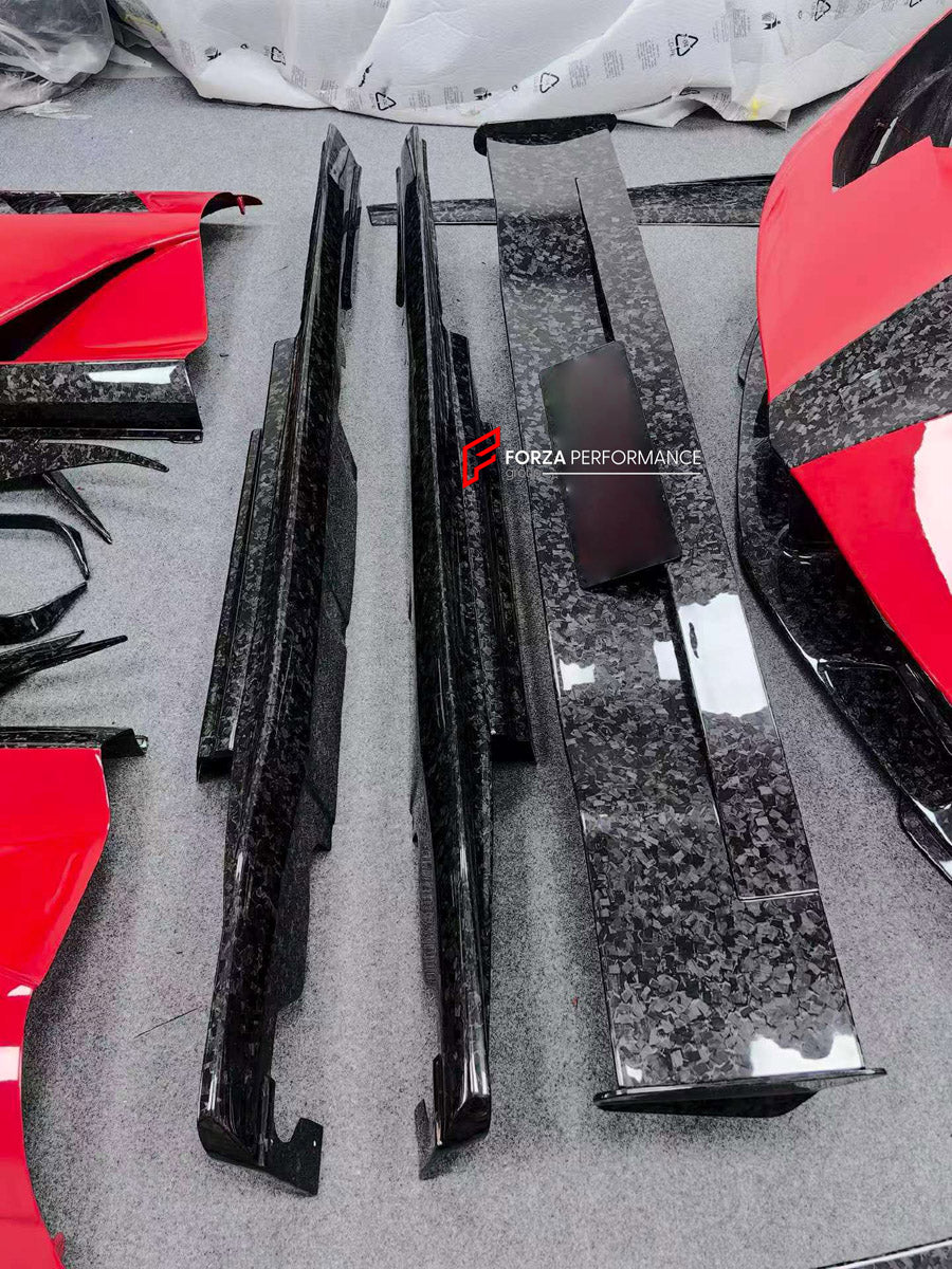 DRY CARBON BODY KIT for FERRARI 812 SUPERFAST 2017 - 2023 FORZA PERFORMANCE custom fit Mansory Style

Set includes:
Front Lip
Front Bumper Canards
Hood Bonnet
Front Fenders
Side Skirts
Rear Spoiler Wing
Rear Bumper Fins
Rear Diffuser

Material: Dry Carbon

NOTE: Professional installation is required.