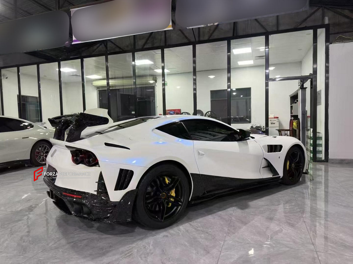 DRY CARBON BODY KIT for FERRARI 812 SUPERFAST GTS 2017 - 2023 FORZA PERFORMANCE custom fit Mansory Style

Set includes:
Front Lip
Front Bumper Assembly
Hood Bonnet
Front Fenders
Side Skirts
Rear Spoiler Wing
Rear Bumper Assembly
Rear Diffuser

Material: Dry Carbon

NOTE: Professional installation is required.