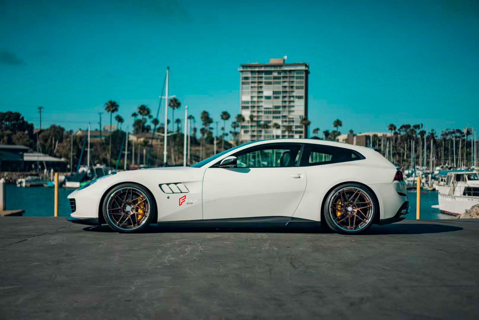 DRY CARBON BODY KIT for FERRARI GTC4 LUSSO 2016 - 2020

Set includes:

Front Lip
Front Strut
Front Fenders Air Vent Trims
Side Skirts
Roof Spoiler
Rear Spoiler
Rear Diffuser Add-Ons

Material: Dry Carbon Fiber

NOTE: Professional installation is required.