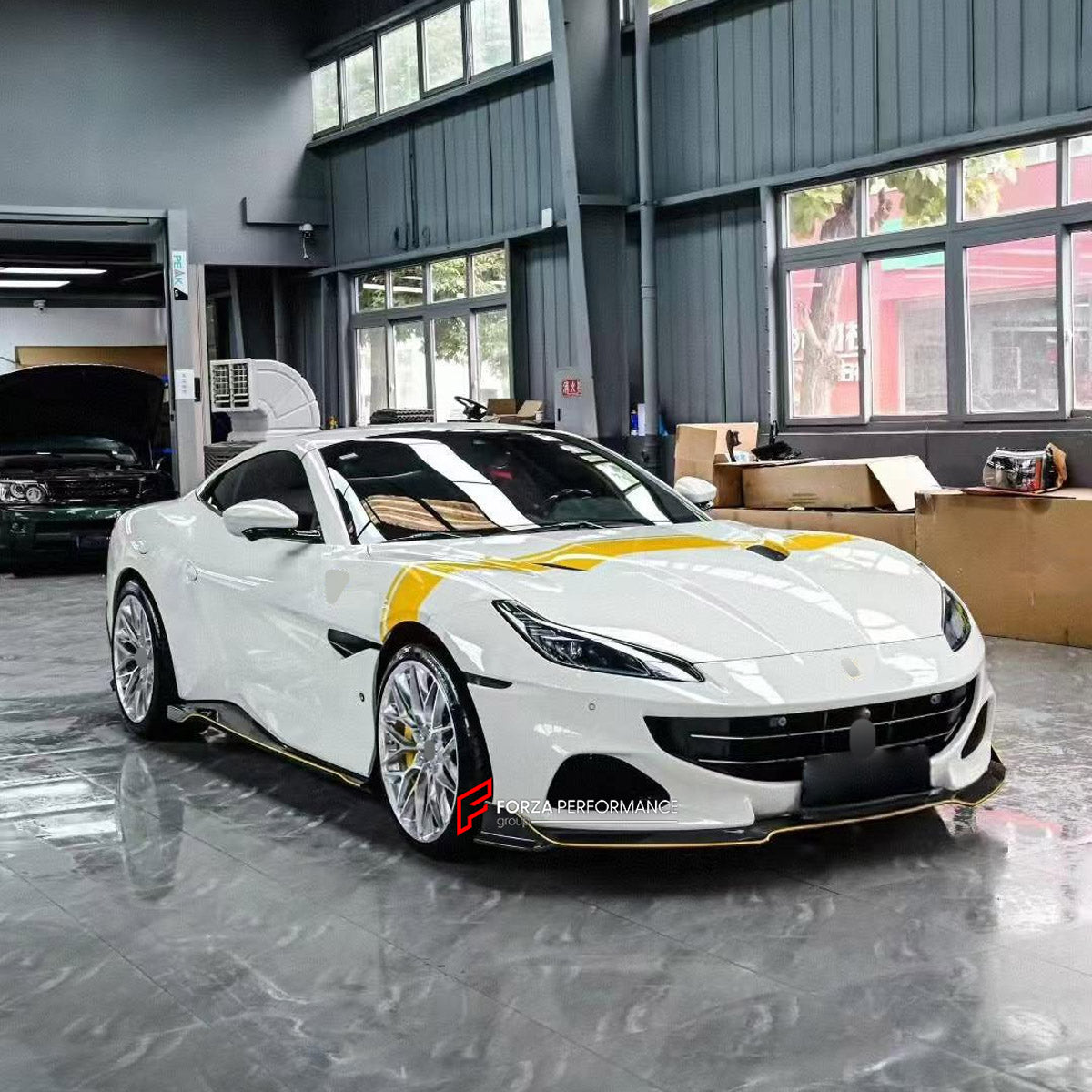 DRY CARBON BODY KIT for FERRARI PORTOFINO M 2020 - 2023 FORZA PERFORMANCE custom fit Mansory Style

Set includes:
Front Lip
Side Skirts
Rear Diffuser

Material: Dry Carbon

NOTE: Professional installation is required.
