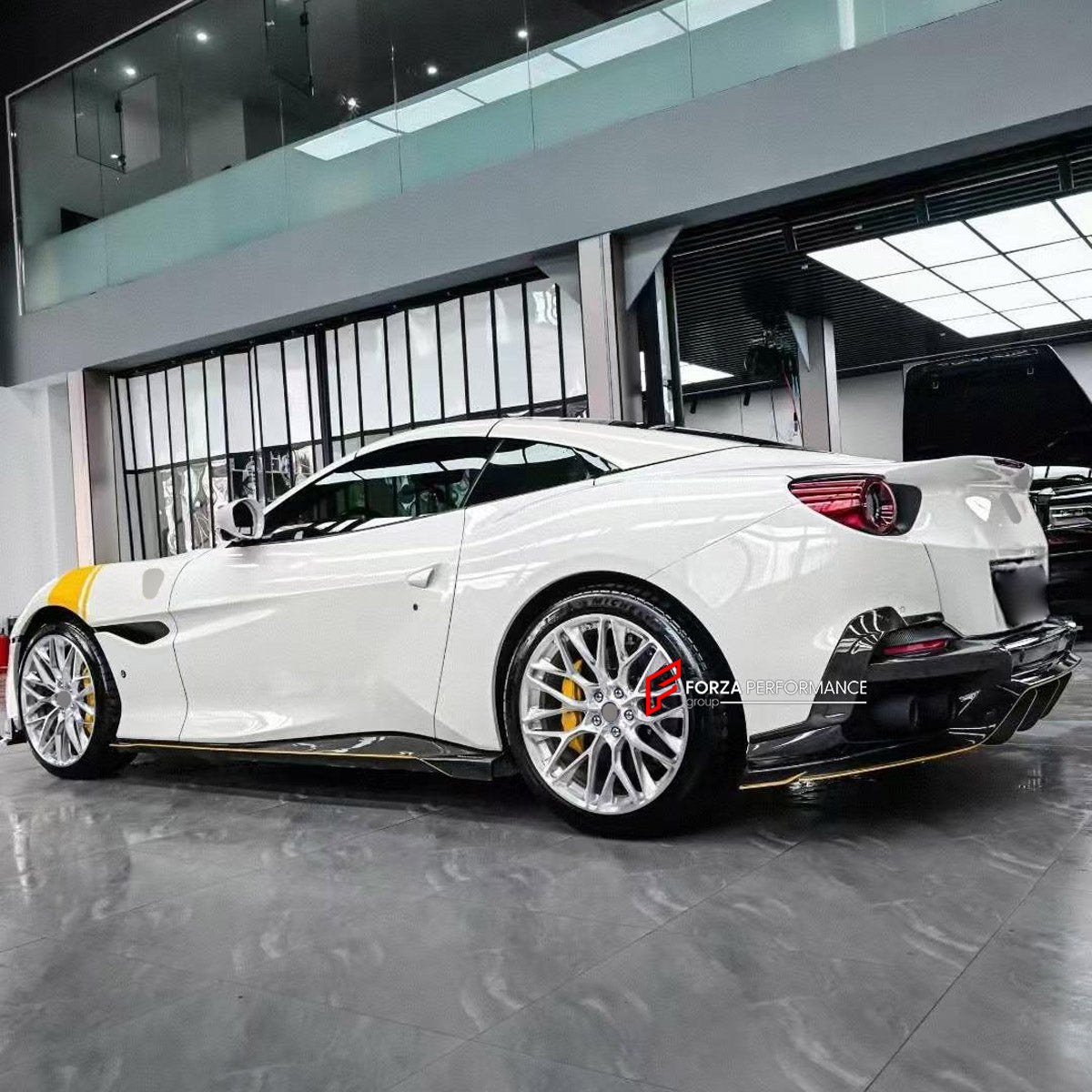DRY CARBON BODY KIT for FERRARI PORTOFINO M 2020 - 2023 FORZA PERFORMANCE custom fit Mansory Style

Set includes:
Front Lip
Side Skirts
Rear Diffuser

Material: Dry Carbon

NOTE: Professional installation is required.