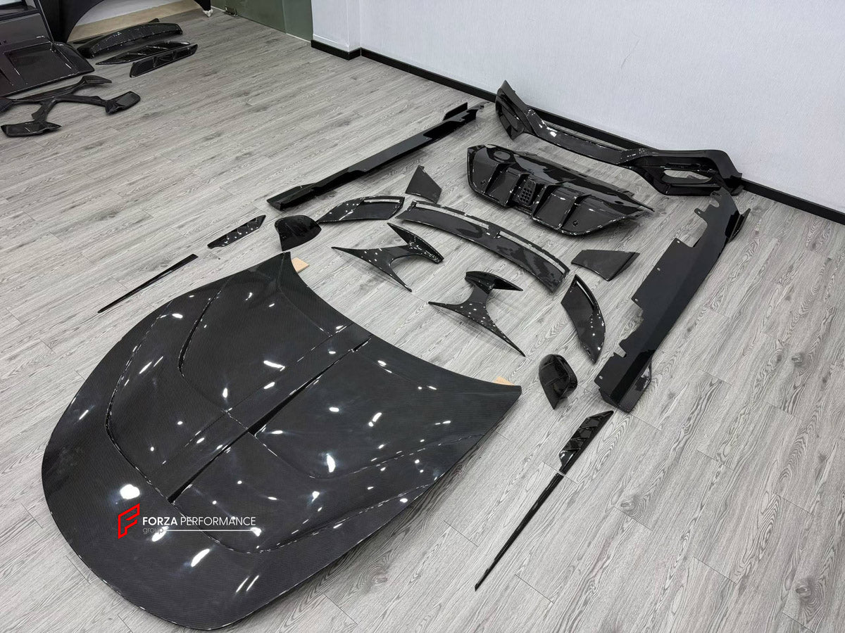 DRY CARBON BODY KIT for FERRARI ROMA 2020 - 2025 FORZA PERFORMANCE custom fit Mansory Style

Set includes:
Front Lip
Front Bumper Assembly
Hood Bonnet
Side Fender Vents
Side Mirror Covers
Side Skirts
Ducktail Spoiler
Rear Bumper Assembly
Rear Diffuser

Material: Dry Carbon

NOTE: Professional installation is required.