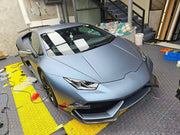 DRY CARBON BODY KIT for LAMBORGHINI HURACAN LP610-4 2014 - 2019 FORZA PERFORMANCE custom fit MAD Style

Set includes:
Front Lip Splitter
Front Bumper Canards
Side Mirror Covers
Side Skirts

Material: Dry Carbon

NOTE: Professional installation is required.
