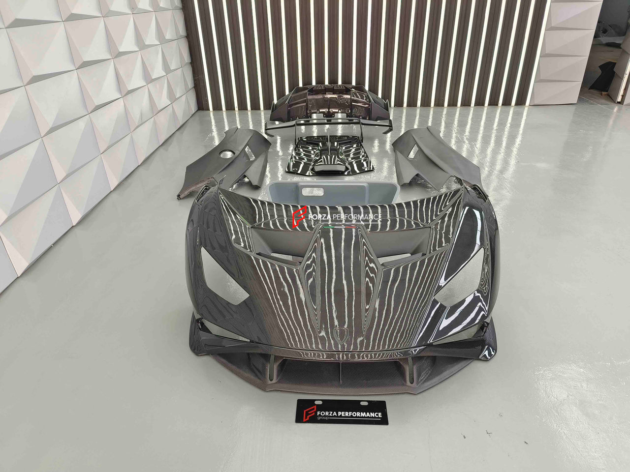 REPLACEMENT CARBON PARTS FOR LAMBORGHINI HURACAN STO