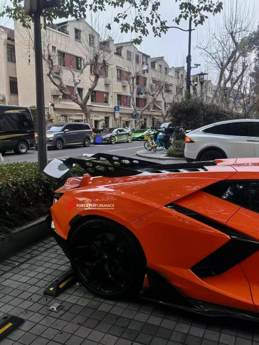 DRY CARBON BODY KIT for LAMBORGHINI REVUELTO 2023+ FORZA PERFORMANCE custom fit Duke Dynamics
Set includes:

Front Lip
Hood Bonnet
Side Skirts
Engine Cover
Rear Spoiler Wing
Rear Diffuser
Material: Dry Carbon

NOTE: Professional installation is required.