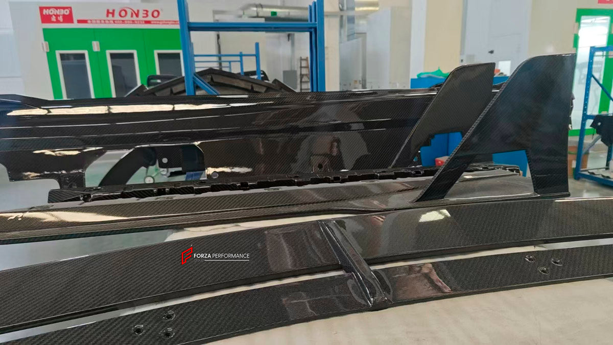 DRY CARBON BODY KIT for LAMBORGHINI REVUELTO 2023+ FORZA PERFORMANCE custom fit Duke Dynamics
Set includes:

Front Lip
Hood Bonnet
Side Skirts
Engine Cover
Rear Spoiler Wing
Rear Diffuser
Material: Dry Carbon

NOTE: Professional installation is required.