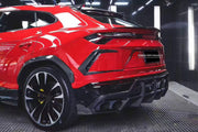 DRY CARBON BODY KIT for LAMBORGHINI URUS 2018+ FORZA PERFORMANCE custom fit Mansory Topcar Style

Set includes:
Front Lip
Front Bumper Air Vent Covers
Hood Bonnet
Side Fender Vents
Fender Flares
Side Skirts
Roof Spoiler
Ducktail Spoiler
Rear Bumper Fins
Rear Diffuser

Material: Dry Carbon

NOTE: Professional installation is required.