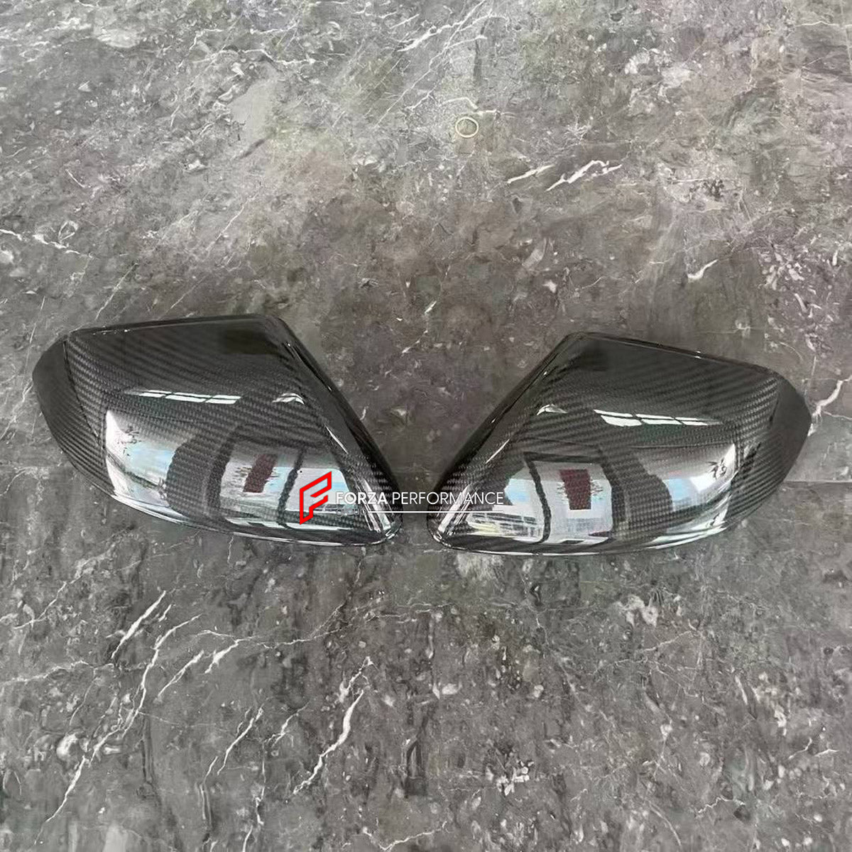 DRY CARBON BODY KIT for Lamborghini Urus Performante 2022+
Set includes:

Front Lip
Front Bumper Assembly
Front Bumper Vents
Front Grille
Hood Bonnet
Front Fender Flares
Side Mirror Covers
Side Skirts
Rear Fender Flares
Roof Spoiler
Ducktail Spoiler
Rear Bumper Assembly
Material: Dry Carbon

NOTE: Professional installation is required.