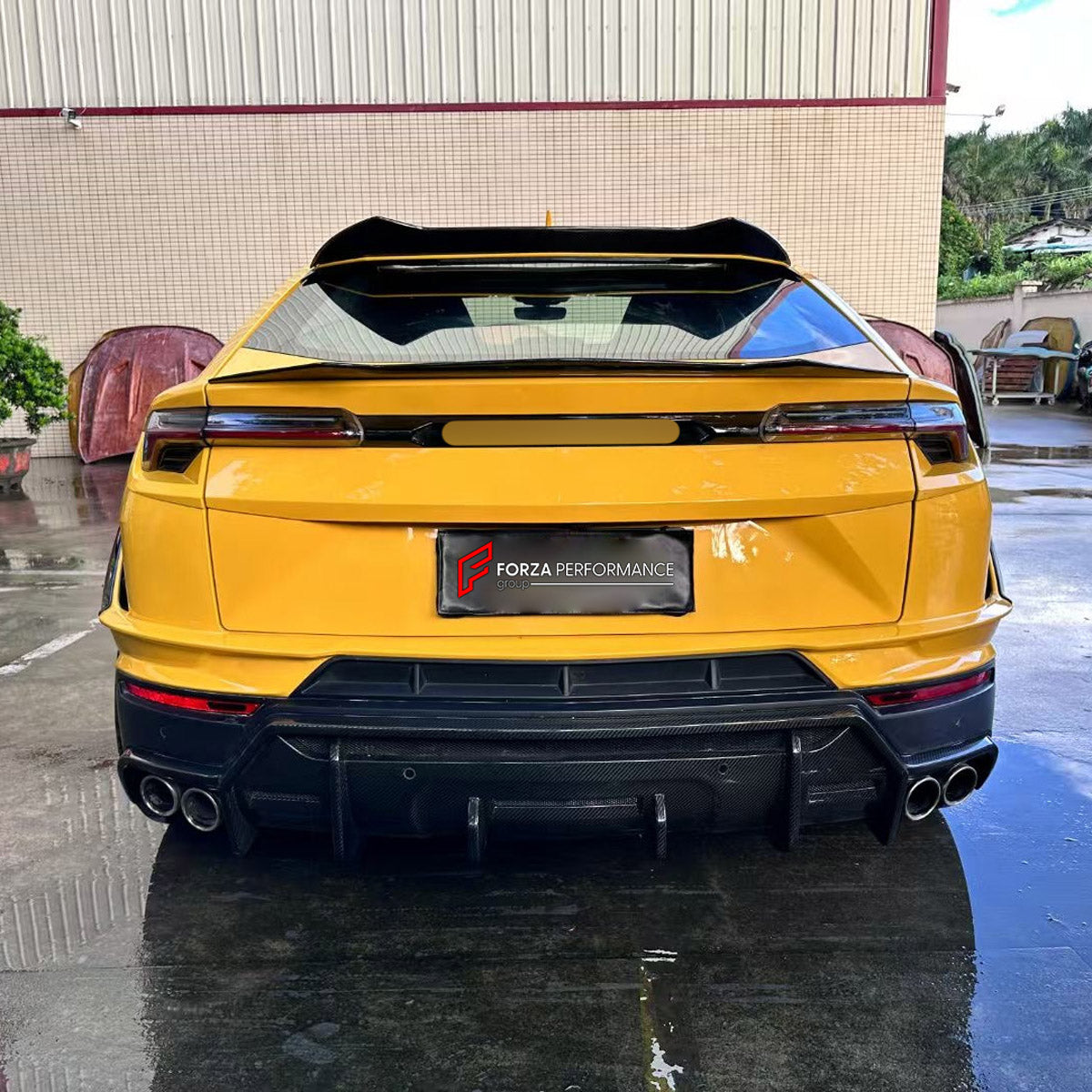 DRY CARBON BODY KIT for Lamborghini Urus S 2023+
Set includes:

Front Lip
Front Bumper Fins
Front Fenders
Front Fender Vents
Rear Fenders
Roof Spoiler
Ducktail Spoiler
Rear Diffuser
Material: Dry Carbon

NOTE: Professional installation is required.