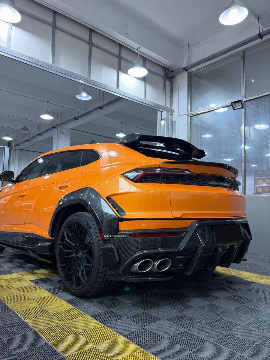DRY CARBON BODY KIT for LAMBORGHINI URUS SE 2024+
Set includes:

Front Lip
Hood Bonnet
Fender Flares
Side Skirts
Roof Spoiler
Ducktail Spoiler
Rear Diffuser
Material: Dry Carbon

NOTE: Professional installation is required.