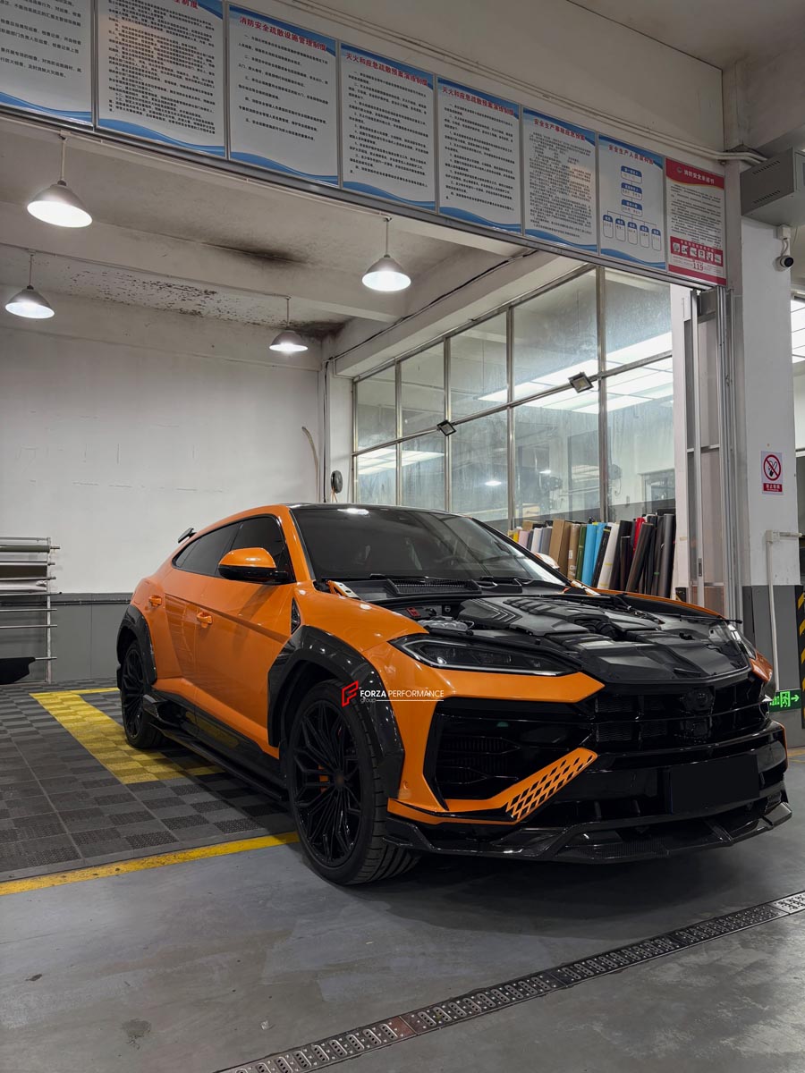 DRY CARBON BODY KIT for LAMBORGHINI URUS SE 2024+
Set includes:

Front Lip
Hood Bonnet
Fender Flares
Side Skirts
Roof Spoiler
Ducktail Spoiler
Rear Diffuser
Material: Dry Carbon

NOTE: Professional installation is required.