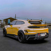 DRY CARBON BODY KIT for Lamborghini Urus SE 2024+
Set includes:

Front Lip
Hood Bonnet
Front Fenders
Front Fender Vents
Side Skirts
Rear Fenders
Roof Spoiler
Ducktail Spoiler
Rear Bumper Fins
Rear Diffuser
Material: Dry Carbon

NOTE: Professional installation is required.