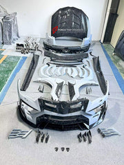 DRY CARBON BODY KIT for LAMBORGHINI URUS SE 2024+ FORZA PERFORMANCE custom fit Mansory Style

Set includes:
Front Lip
Front Bumper Assembly
Hood Bonnet
Front Fenders
Fender Flares
Side Skirts
Roof Spoiler
Ducktail Spoiler
Rear Bumper
Rear Diffuser
Exhaust System

Material: Dry Carbon

NOTE: Professional installation is required.