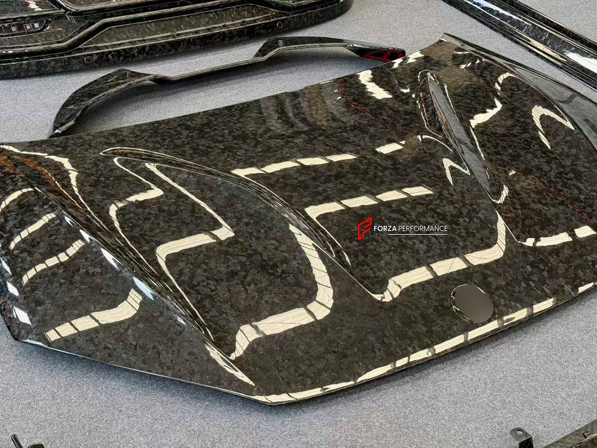 DRY CARBON BODY KIT for Nio ET5 ET5T Touring 2022+
Set includes:

Front Lip
Hood Bonnet
Side Skirts
Rear Diffuser
Material: Dry Carbon

NOTE: Professional installation is required.