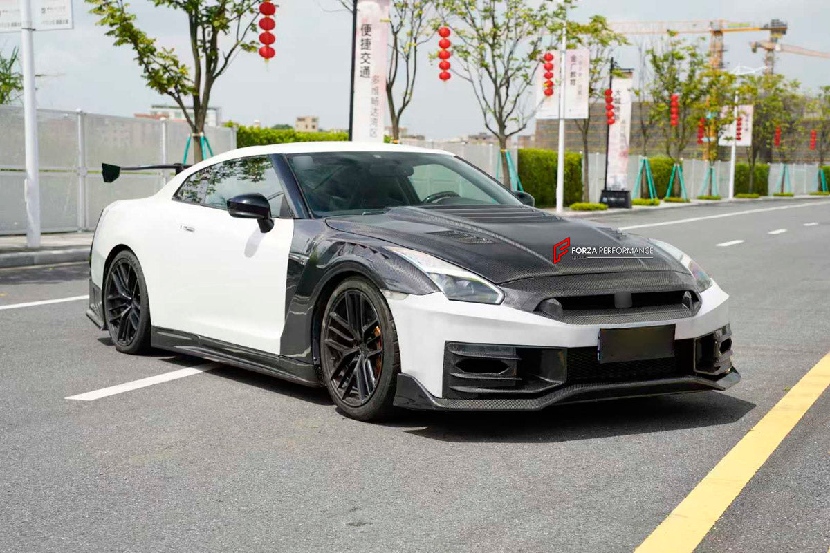 DRY CARBON BODY KIT for Nissan GT-R R35 2007 - 2016
Set includes:

Front Bumper
Front Lip
Front Canards
Hood Bonnet
Side Skirts
Rear Spoiler Wing
Trunk Lid
Rear Diffuser
Rear Bumper
Material: Dry Carbon

NOTE: Professional installation is required.