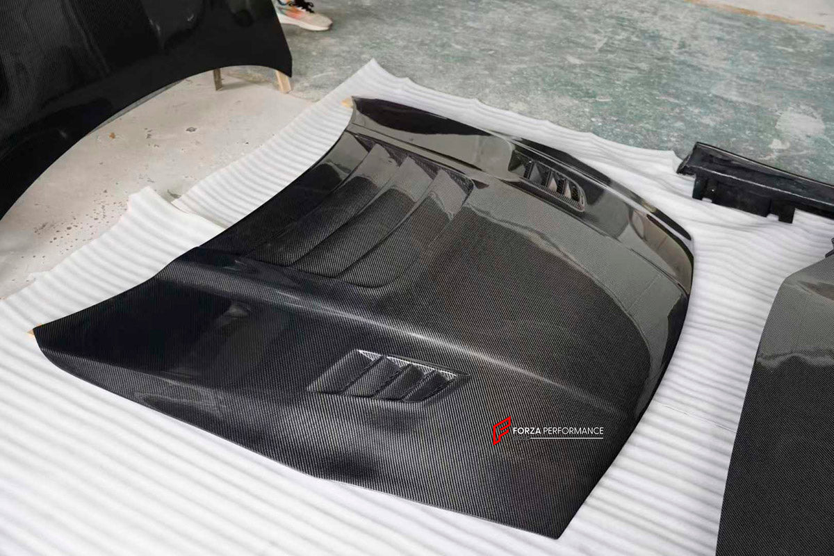 DRY CARBON BODY KIT for Nissan GT-R R35 2007 - 2016
Set includes:

Front Bumper
Front Lip
Front Canards
Hood Bonnet
Side Skirts
Rear Spoiler Wing
Trunk Lid
Rear Diffuser
Rear Bumper
Material: Dry Carbon

NOTE: Professional installation is required.