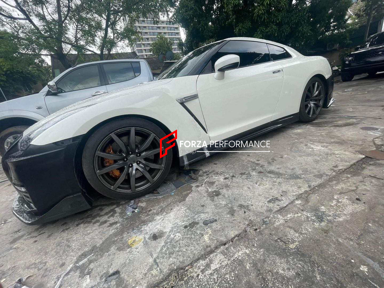 DRY CARBON BODY KIT for NISSAN GT-R R35  Set include:  Front Bumper Side Skirts Rear Spoiler Rear Bumper
