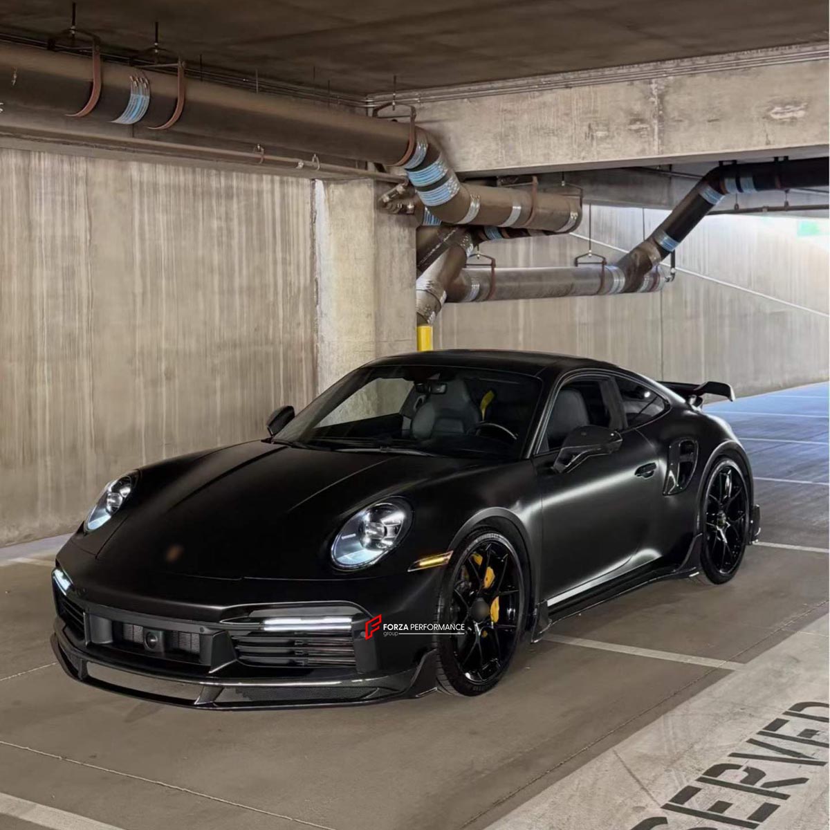 DRY CARBON BODY KIT for PORSCHE 911 992.1 TURBO S 2020 - 2025 Forza Performance Custom fit 9D Design Style
Set includes:

Front Lip
Side Skirts
Side Vent Trims
Rear Lip
Exhaust Tips
Material: Dry Carbon

NOTE: Professional installation is required.