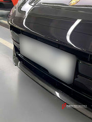 DRY CARBON FRONT LIP for PORSCHE PANAMERA 976 2024+ SPORT DESIGN

Set includes:

Front Lip
Front Bumper Air Vent Trim

Material: Dry Carbon

NOTE: Professional installation is required.

Payment ►
Visa

Mastercard

PayPal with a credit card (add 4.4% at checkout)
Payoneer
Cryptocurrency
Shipment ►
By express DHL/UPS/TNT/FedEx
To the local international airport
Special line by air
Special line by the sea
To Europe and the UK by train

When purchasing please tell us which one you want