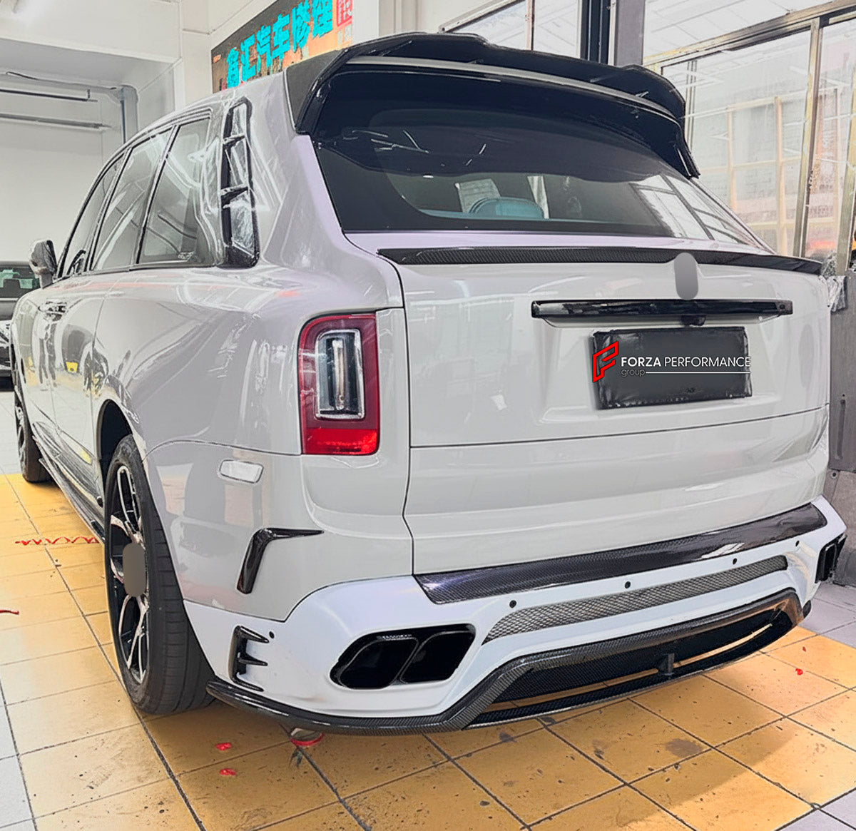 DRY CARBON BODY KIT for Rolls Royce Cullinan 2018 - 2024
Set includes:

Front Lip
Front Bumper Air Vent Trims
Side Skirts
Roof Spoiler
Ducktail Spoiler
Rear Bumper
Rear Bumper Fins
Rear Diffuser
Material: Dry Carbon

NOTE: Professional installation is required.