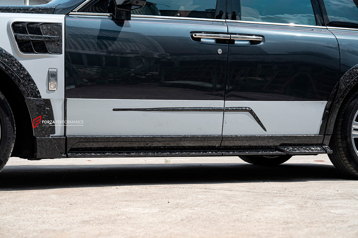 BODY KIT for ROLLS-ROYCE CULLINAN SERIES 2 2024+




Set includes:

Front Lip
Front Bumper
Front Bumper Meshes

Front Grille Frame
Hood / Bonnet
Front Fenders
Fenders Flares
Door Covers
Side Skirts
Roof Spoiler
D-Pillar Panel
Rear Trunk Spoiler
Rear Panel
Rear Bumper
Rear Diffuser
Exhaust Tips
Material: Dry Carbon

