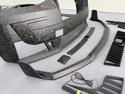 DRY CARBON BODY KIT for ROLLS ROYCE GHOST RR21 FACELIFT 2025+ FORZA PERFORMANCE Mansory+
Set includes:

Front Lip
Front Bumper Assembly
Hood Bonnet
Side Skirts
Ducktail Spoiler
Rear Bumper Assembly
Rear Diffuser
Material: Dry Carbon

NOTE: Professional installation is required.