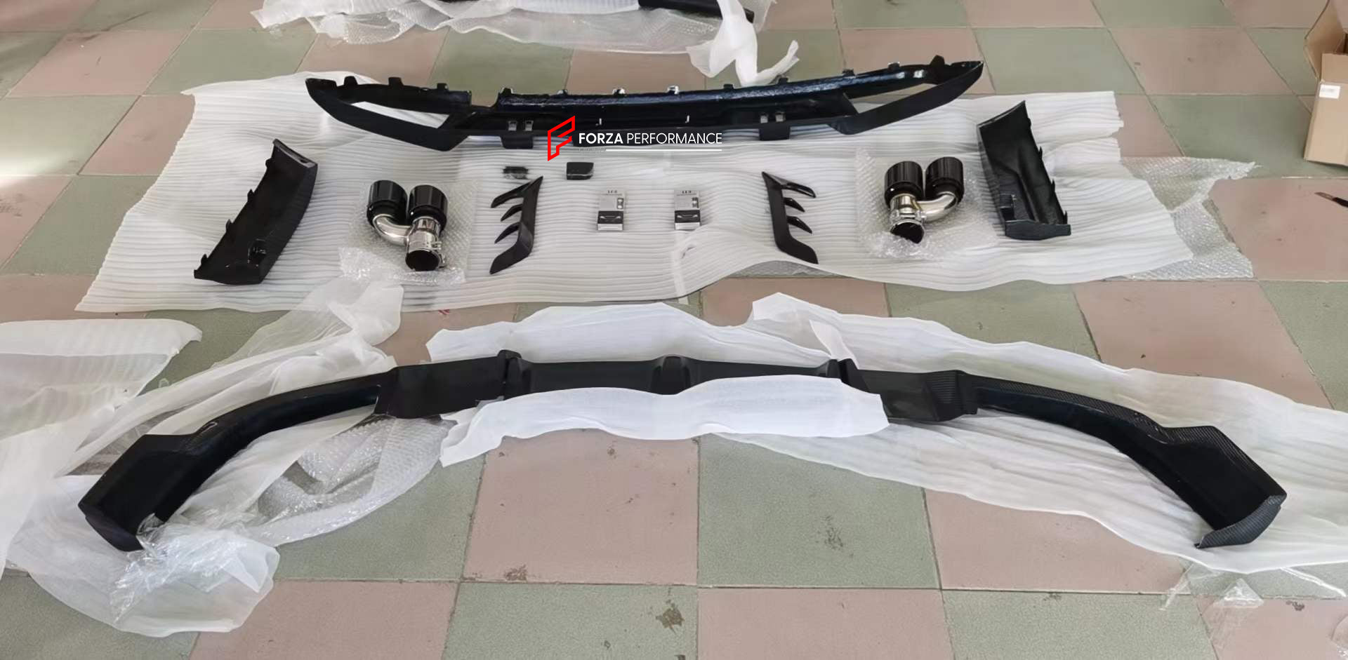 LARTE DESIGN DRY CARBON BODY KIT FOR BMW X6M F96 2020+