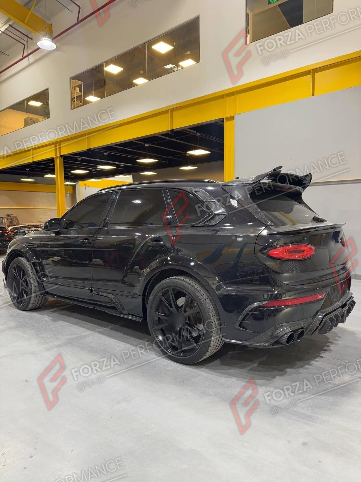 DRY CARBON BODY KIT for BENTLEY BENTAYGA 2020+ Forza Performance custom fit buy wide body kit design