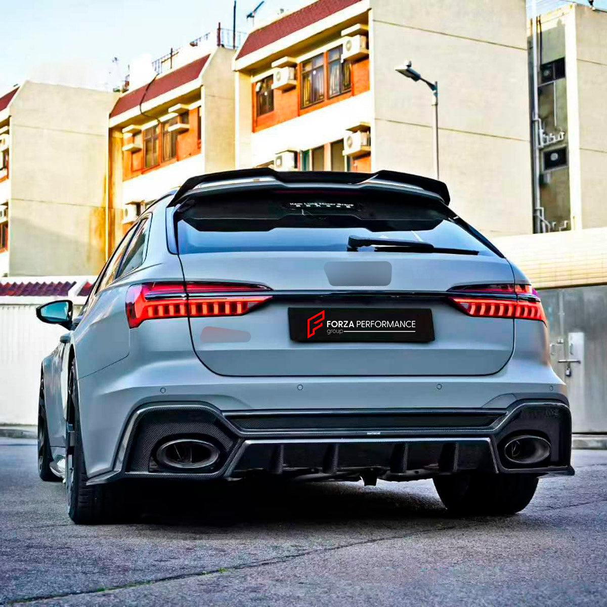DRY CARBON BODY KIT for AUDI RS6 C8 2019 - 2023

Set includes:

Front Lip
Front Bumper Canards
Hood Bonnet
Side Skirts
Roof Spoiler
Rear Diffuser
Material: Dry Carbon

NOTE: Professional installation is required