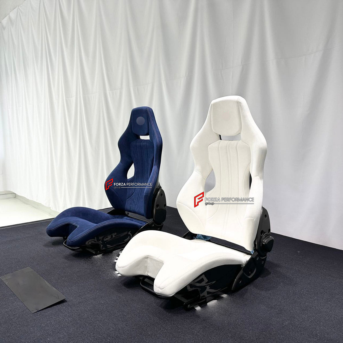 We manufacture DRY CARBON BUCKET SEATS LWCB for any model FERRARI.

A single seat can be sold, purchasing a pair is not required.

All bucket seats photos on our website are real images of the actual product.

We produce custom carbon bucket seats for every FERRARI model (296 360 458 488 512 812 F355 F430 SF90 12CILINDRI CALIFORNIA PORTOFINO PUROSANGUE ROMA etc). We offer customizable options.

We create 3D renders of your bucket seats before production for your approval.

Specification:

Fully Customizable
