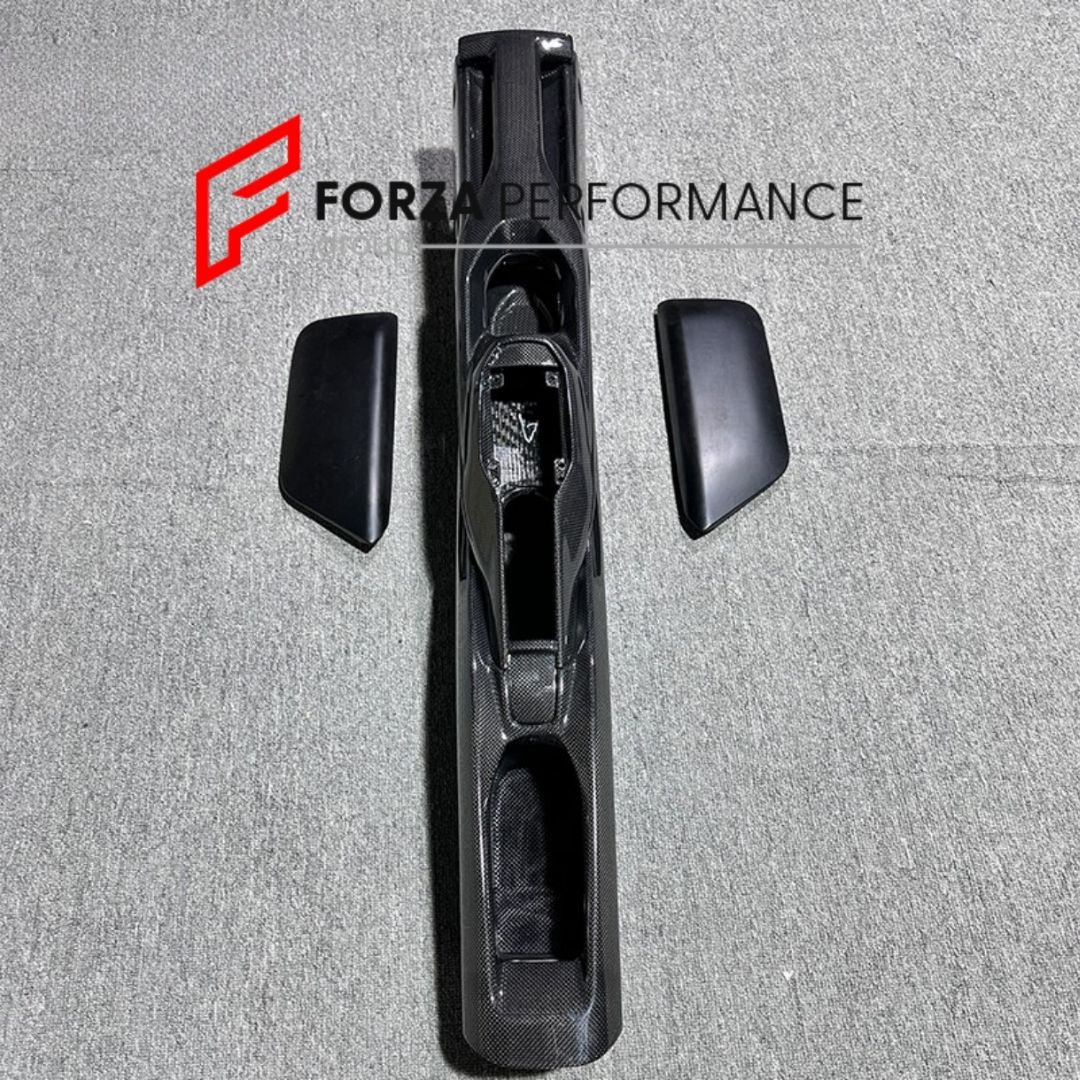 DRY CARBON CENTER CONSOLE BRIDGE for FERRARI SF90 2019+

Set includes: 

Center Console Bridge

Material: Dry Carbon 

Note: Professional installation is required.